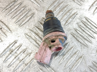 Форсунка двигателя Nissan Maxima a32