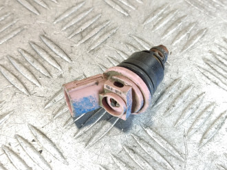 Форсунка двигателя Nissan Maxima a32