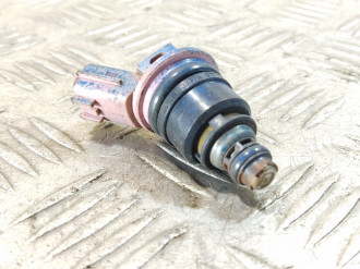 Форсунка двигателя Nissan Maxima a32