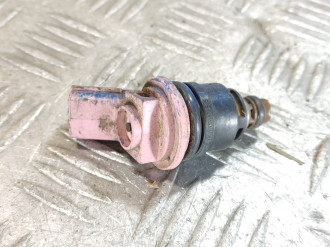 Форсунка двигателя Nissan Maxima a32