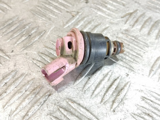 Форсунка двигателя Nissan Maxima a32