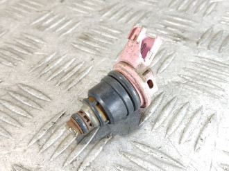 Форсунка двигателя Nissan Maxima a32