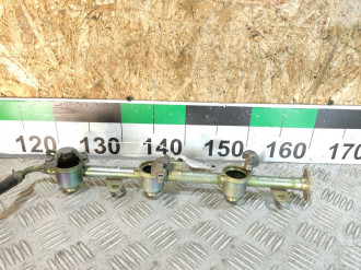 Рейка топливная рампа Nissan Maxima a32