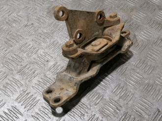 Опора двигателя левая Nissan Teana j32