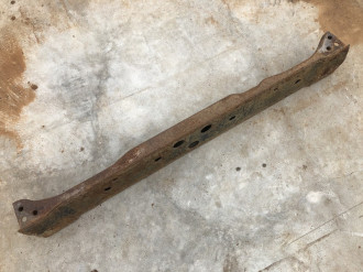 Балка передняя поперечная Nissan Navara d40