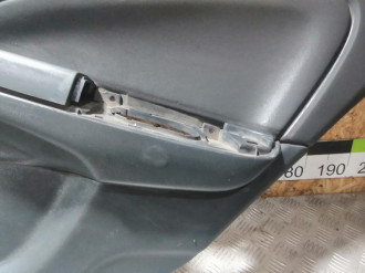 Обшивка двери задней правой Nissan Almera Classic