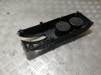 Консоль Nissan Tiida c11