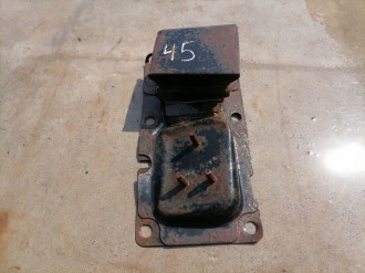 Кронштейн усилителя переднего бампера Nissan Murano z50