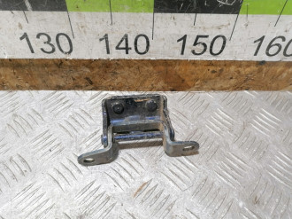 Петля двери задней правой верхняя Nissan Tiida c11