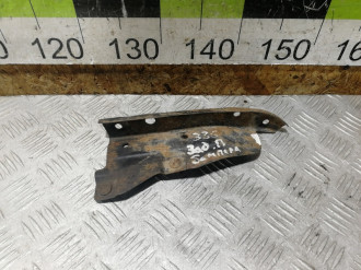 Кронштейн бампера заднего Nissan Maxima a32