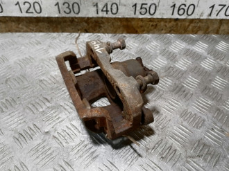 Суппорт передний левый Nissan Avenir 1995