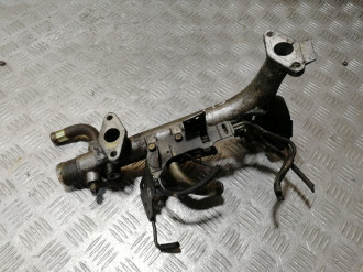 Трубка системы охлаждения Nissan Maxima a32