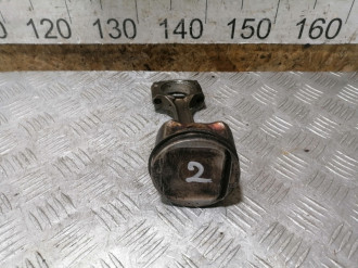 Поршень с шатуном Nissan Tiida c11