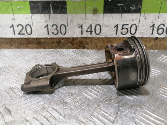 Поршень с шатуном Nissan Tiida c11