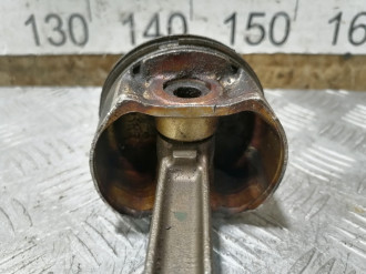 Поршень с шатуном Nissan Tiida c11