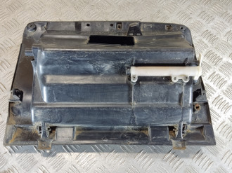 Бардачок Nissan Maxima a32