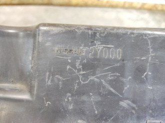 Корпус воздушного фильтра Nissan Maxima a33