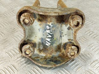 Кронштейн Nissan Navara d40