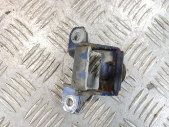 Петля багажника левая Nissan Tiida c11