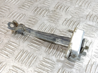 Ограничитель двери задний Nissan Tiida c11