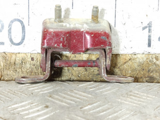 Петля двери задней левой верхняя Nissan Tiida c11