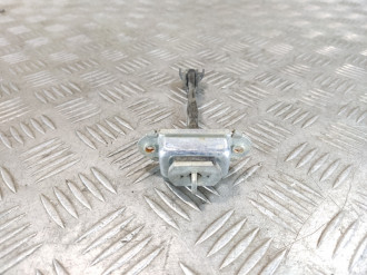 Ограничитель двери задний Nissan Navara d40