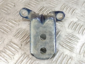 Петля двери задней левой нижняя Nissan Tiida c11