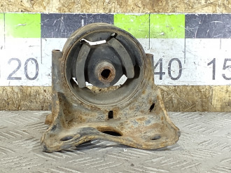 Опора двигателя левая Nissan Maxima a32