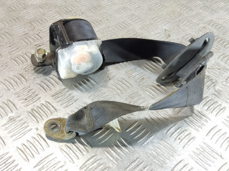 Ремень безопасности задний правый Nissan Maxima a32