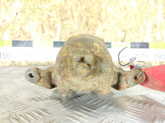 Суппорт передний правый Nissan Murano z50