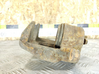 Суппорт передний правый Nissan Murano z50