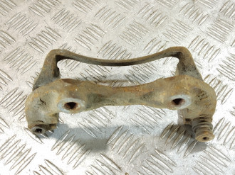 Скоба передняя Nissan Maxima a32