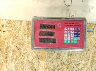 Ремень безопасности передний правый Nissan Avenir 1995