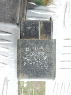 Реле Nissan Navara d40