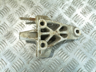 Кронштейн двигателя Nissan Maxima a33