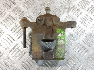 Суппорт задний правый Nissan Teana j32