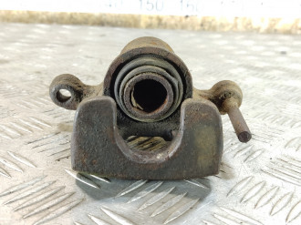 Суппорт задний правый Nissan Teana j32