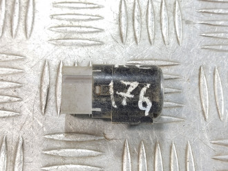 Реле Nissan Maxima a32