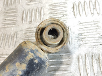 Амортизатор задний правый Nissan X-trail 2007 2014