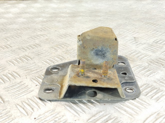 Кронштейн бампера заднего Nissan X-trail 2007 2014