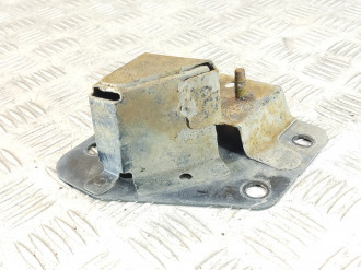 Кронштейн бампера заднего Nissan X-trail 2007 2014