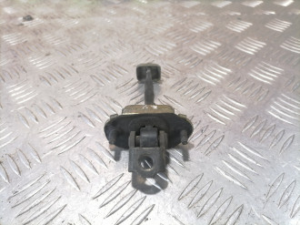 Ограничитель двери передний Nissan Micra K12