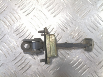 Ограничитель двери передний Nissan Micra K12