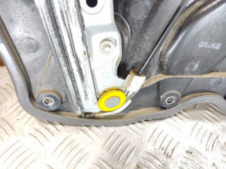 Стеклоподъемник передний правый Nissan X-trail 2007 2014