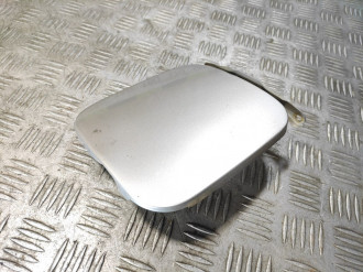 Лючок бензобака Nissan Micra K11