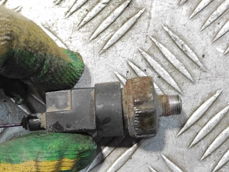 Датчик давления масла Nissan Almera Classic