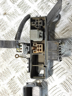 Блок предохранителей салонный Nissan Micra K11