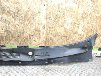 Жабо Nissan Micra K11