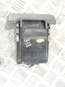 Пепельница передняя Nissan Micra K11