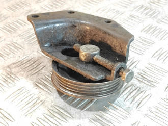 Кронштейн другой Nissan Navara d40